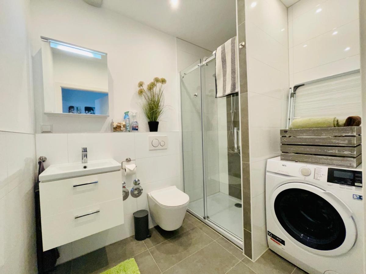 2 Room Galerie Einliegerwohnung In Rheinstetten, Messe Naehe, Rollstuhlfahrer Geeignet Buitenkant foto